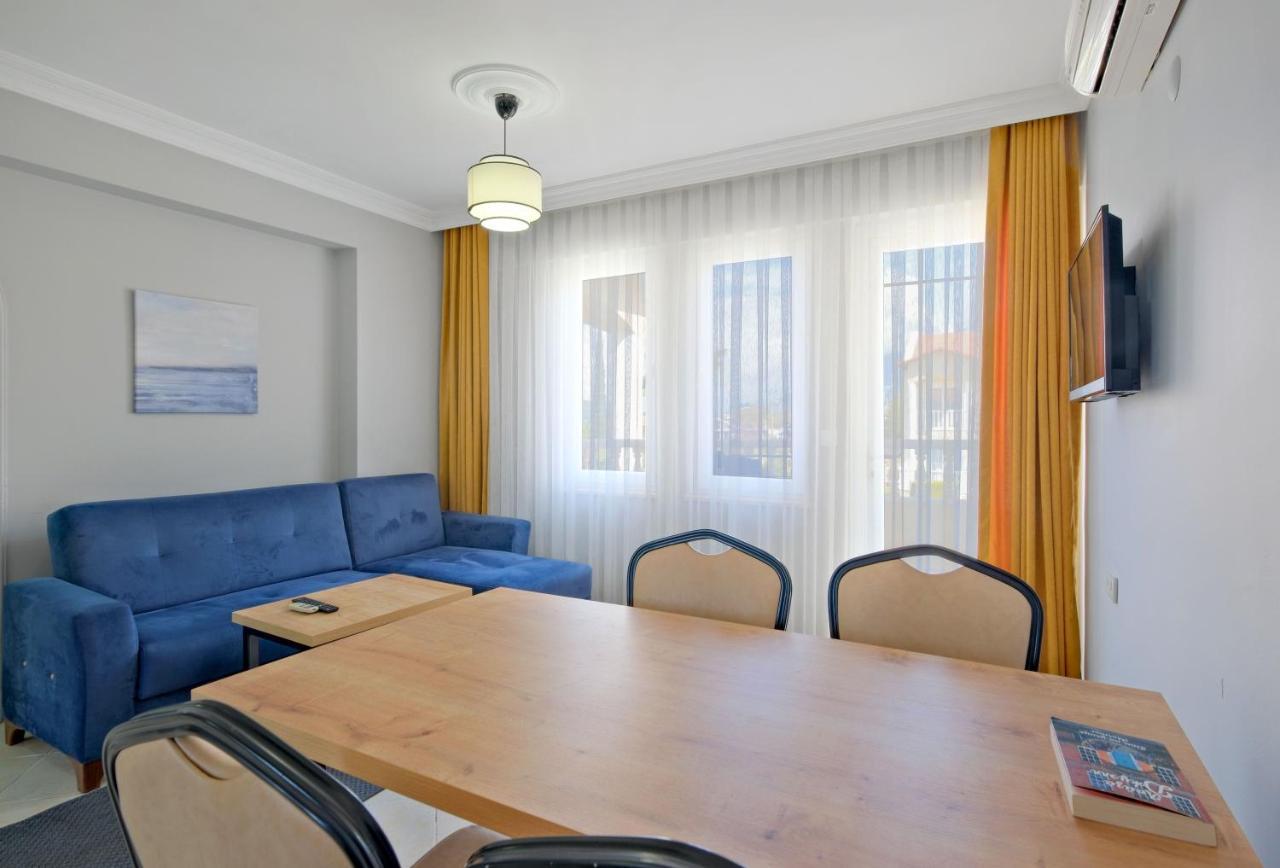 Hotel apartamentowy Gold Lion *